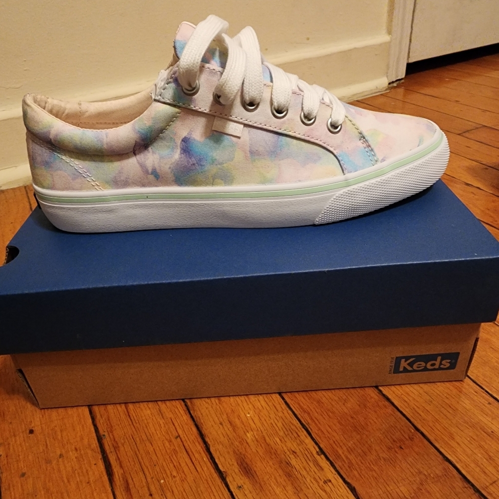 Keds Jump Kick Gym Shoes (Brand New, Never Worn)